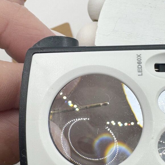 14k Yellow Gold Triangular Stud Earrings CZ Cubic Zirconia Classic Minimalist - Picture 6 of 16